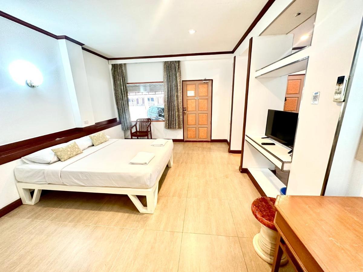 Bansuan Resort Nakhon Sawan Exterior photo