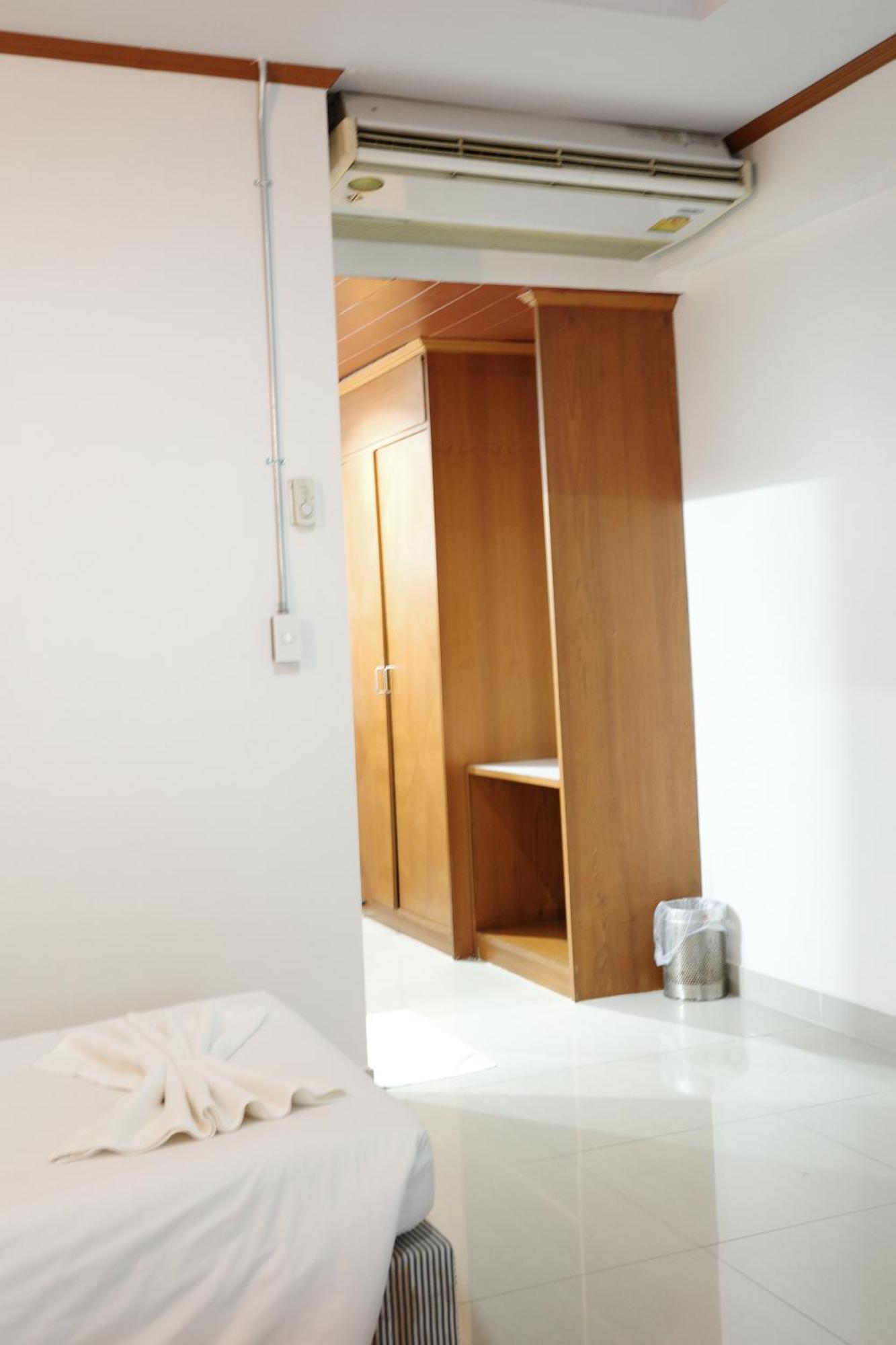 Bansuan Resort Nakhon Sawan Exterior photo